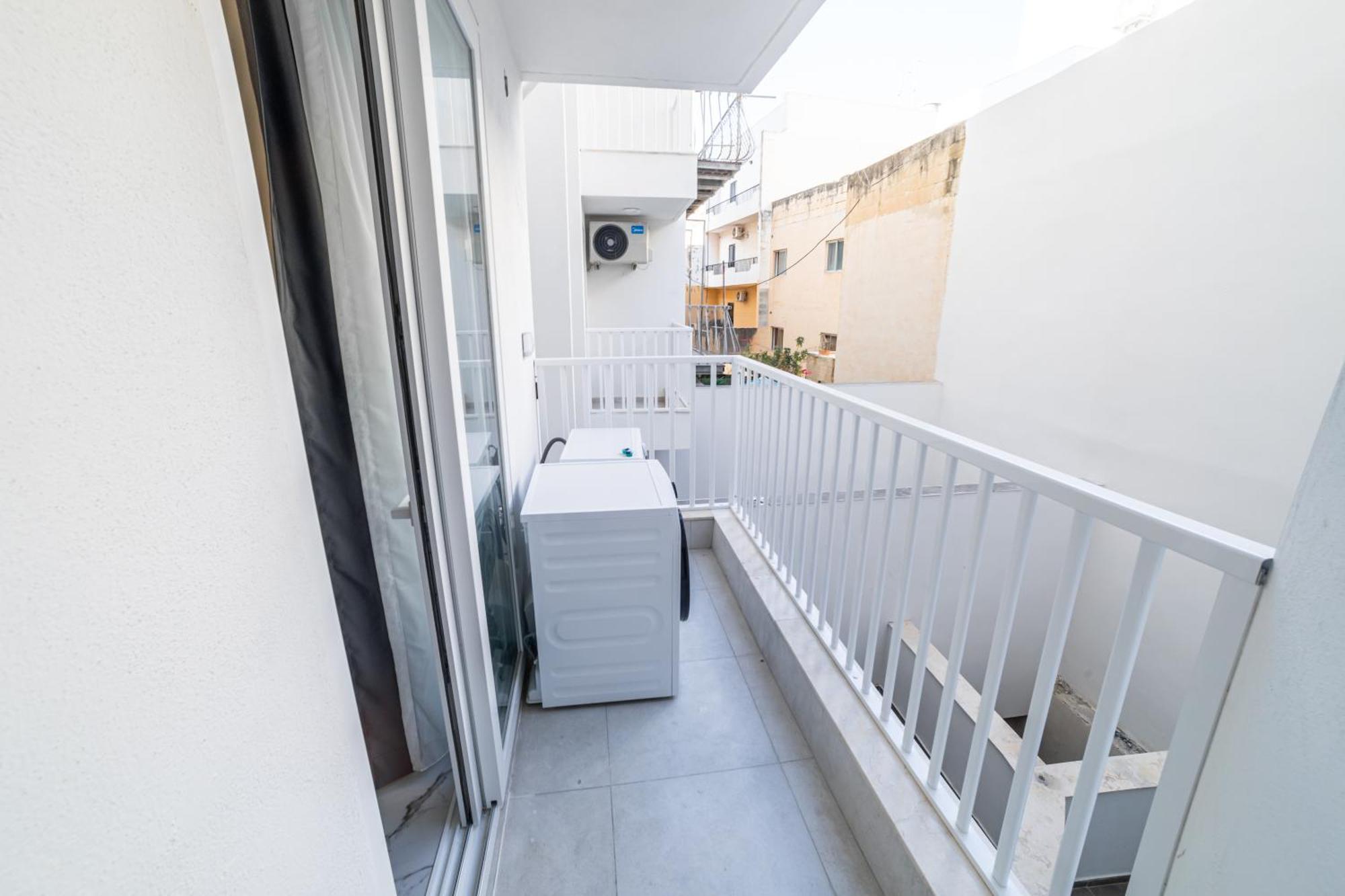 New, Stylish And Modern 1Br Apartment St. Paul's Bay Bagian luar foto