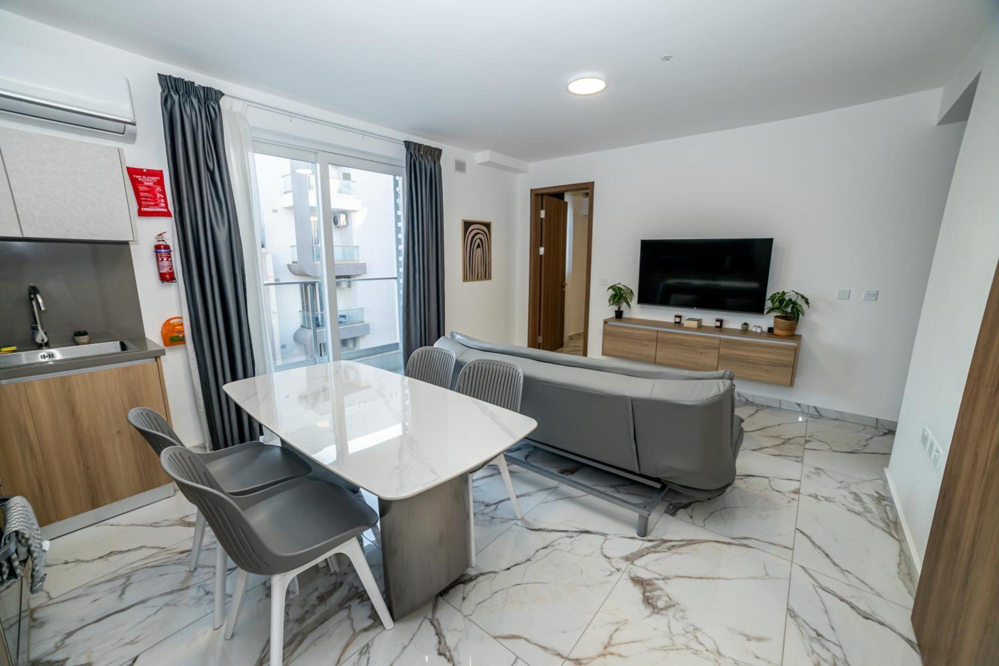 New, Stylish And Modern 1Br Apartment St. Paul's Bay Bagian luar foto